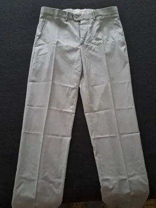 Traje comunión niño gris