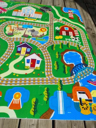 Puzzle infantil suelo tren y puente