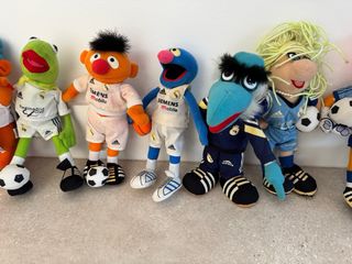 14 Peluches Teleñecos R. Madrid 20 cms.