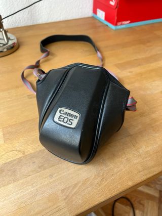 Canon EOS 650 analógica + Objetivo 50mm 1.8