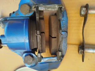 Pinzas y discos freno Citroën Saxo