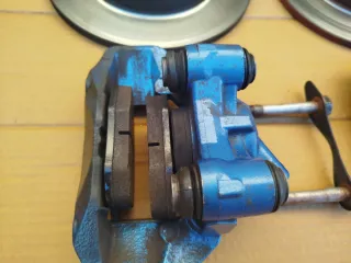 Pinzas y discos freno Citroën Saxo