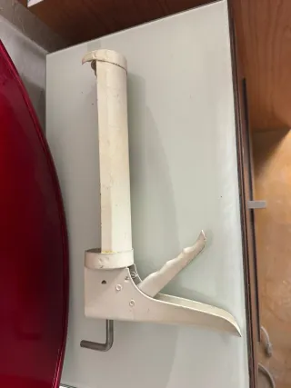 Pistola de silicona blanca