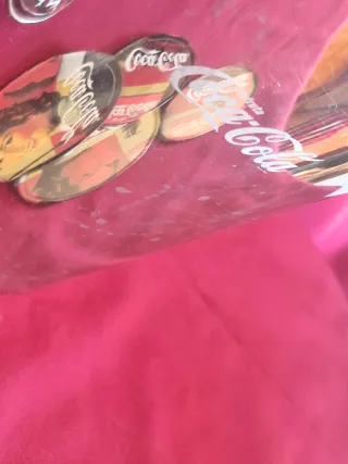 Cubitera y posavasos Coca-Cola