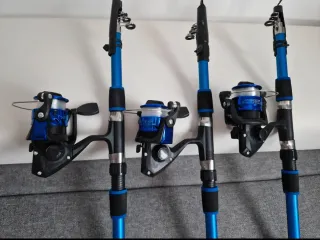 Lote de 3 equipos completos de pesca.