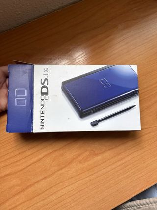 Nintendo DS Lite Azul y Negra + Caja + Juegos