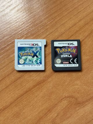 Nintendo DS Lite Azul y Negra + Caja + Juegos