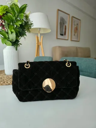 Bolso terciopelo marrón chocolate.  No es de Zara