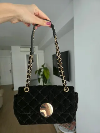 Bolso terciopelo marrón chocolate.  No es de Zara
