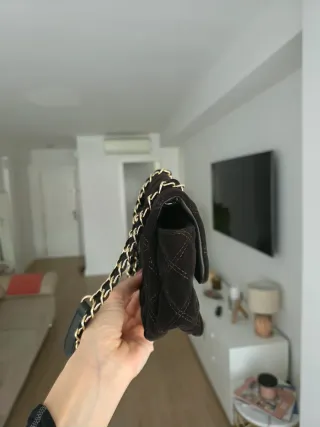 Bolso terciopelo marrón chocolate.  No es de Zara