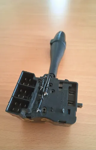 Manete/Comutador Nissan Terrano 2