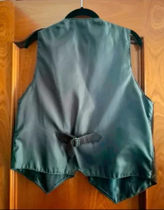 Chaleco de piel auténtica marrón. Unisex.