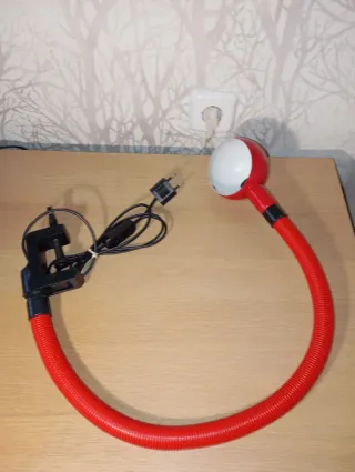 Lámparas de escritorio roja flexible