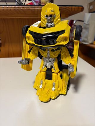 Coche Transformer Amarillo