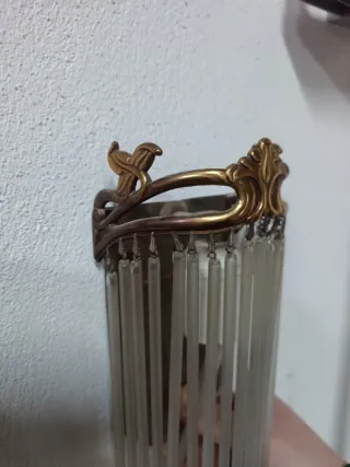 Lámpara de pared vintage dorada y cristal