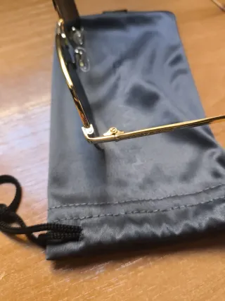 Gafas de sol Hawkers doradas y negras