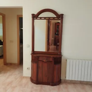 Mueble recibidor madera con espejo