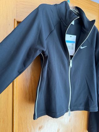 Chaqueta Nike Ajustada Mujer Talla M Negra