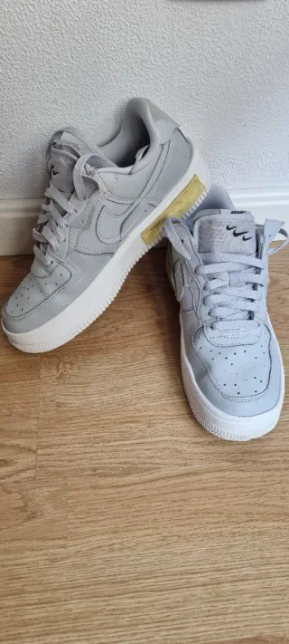 Zapatillas Nike Air Force 1 Gris/Blanco