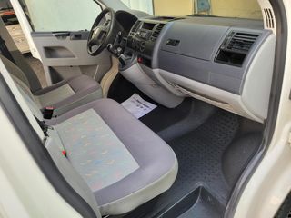 VW Transporter 1.9 TDI, 6 plazas, aire acondiciona