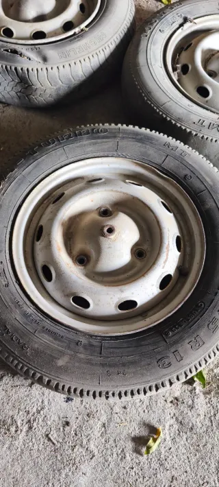 Ruedas Renault 4l