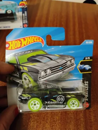 9 Coches Hot Wheels