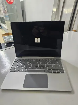 Microsoft Surface Laptop Plata go