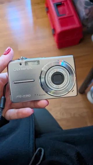 Lote 2 Fotocamere Digitali Olympus SENZA BATTERIA