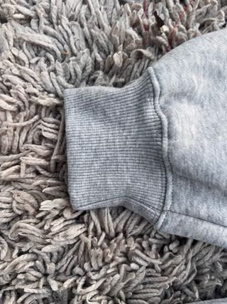 Sudadera Essentials FOG Gris con Capucha