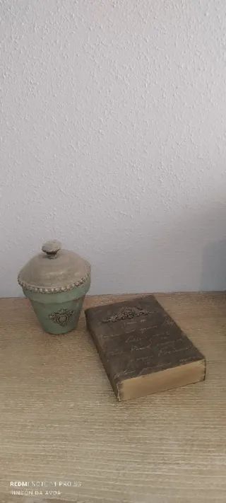 Lote vintage: Tarro y libro decorativo