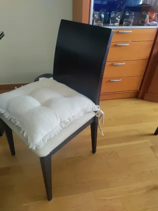 4 Sillas Comedor Wengué con Cojines