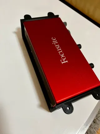 Focusrite Scarlett 2i2 3rd Gen Soporte