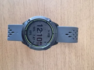 Garmin Enduro Solar Titanio