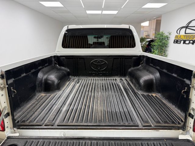 TOYOTA Hilux Cabina Doble VX desde 584€/mes*