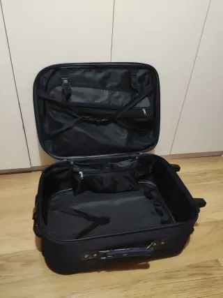 Maleta de viaje azul