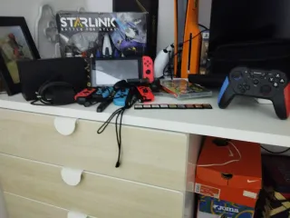 Nintendo Switch con juegos y accesorios