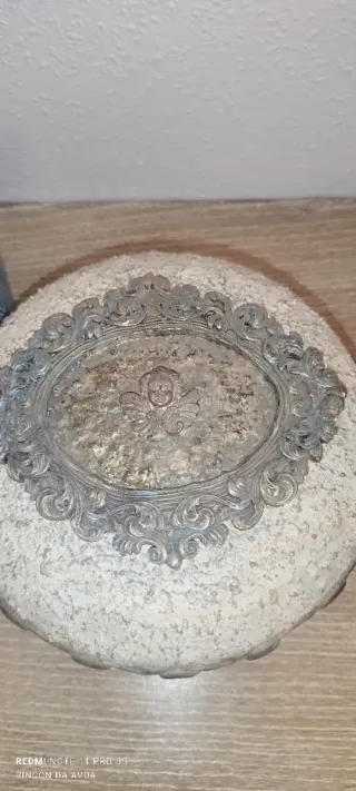 Lote Vintage: Caja y Botella Decorativas