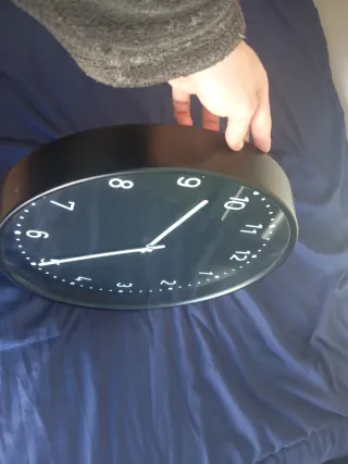 Reloj de pared moderno