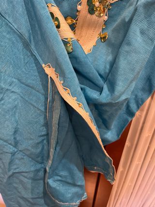 Vestido Egipcio Azul con Detalles Dorados