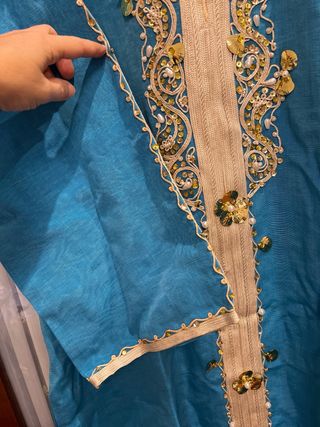 Vestido Egipcio Azul con Detalles Dorados