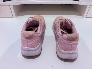 Zapatillas Nike Star Runner rosa – talla 35.5 niña