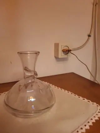 Jarrón de cristal transparente