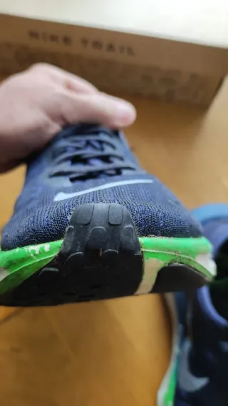 Nike Invincible Zoom Run 3 Scarpe da Corsa