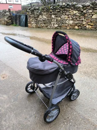 Sillita de muñeca con lunares