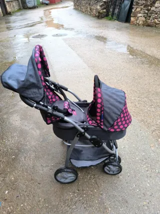 Sillita de muñeca con lunares