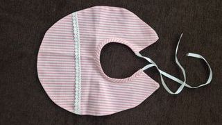 Baberos Vintage Azules con Encaje