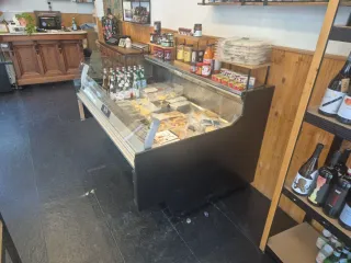 Nevera expositora refrigerada