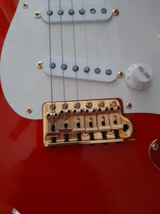 Guitarra Eléctrica Roja