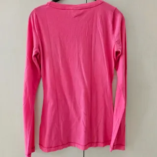 Camiseta Hollister rosa