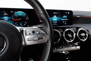 Mercedes Clase A CLASE A 180D 115CV AMG LINE AUTOMATICO